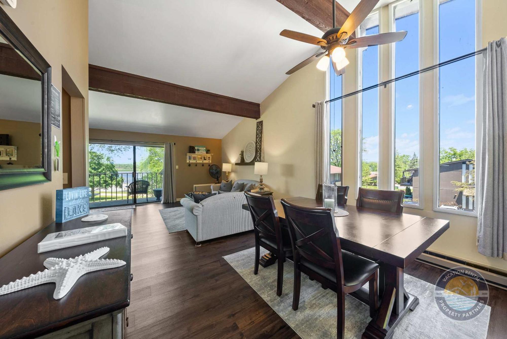 New Lake Como Condo With Lake Views Lake Geneva Bagian luar foto
